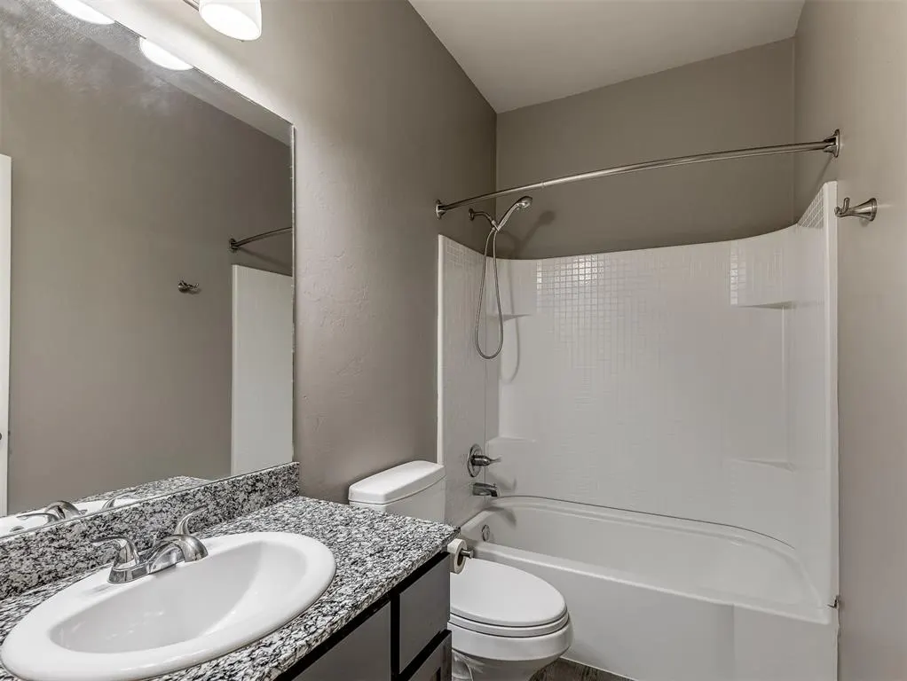 Photo 28 — 122 Ashley Drive 120 & 122, Edmond, OK 73003
