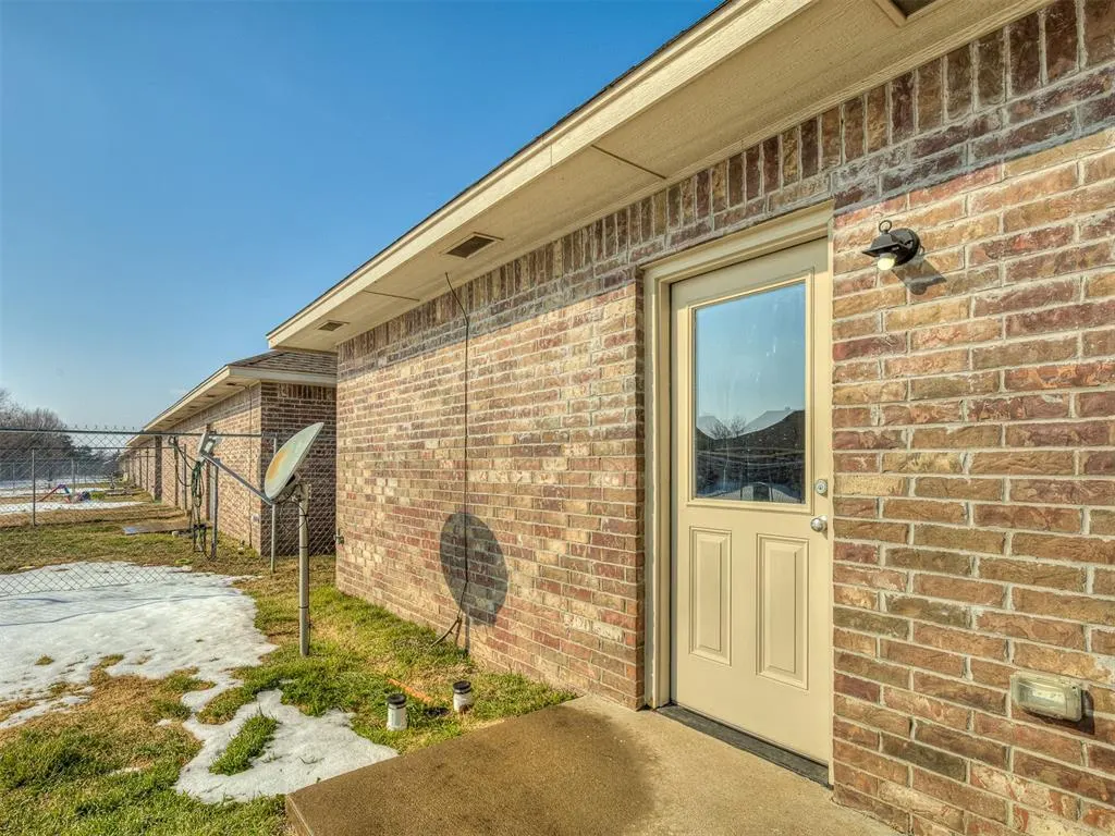 Photo 33 — 122 Ashley Drive 120 & 122, Edmond, OK 73003