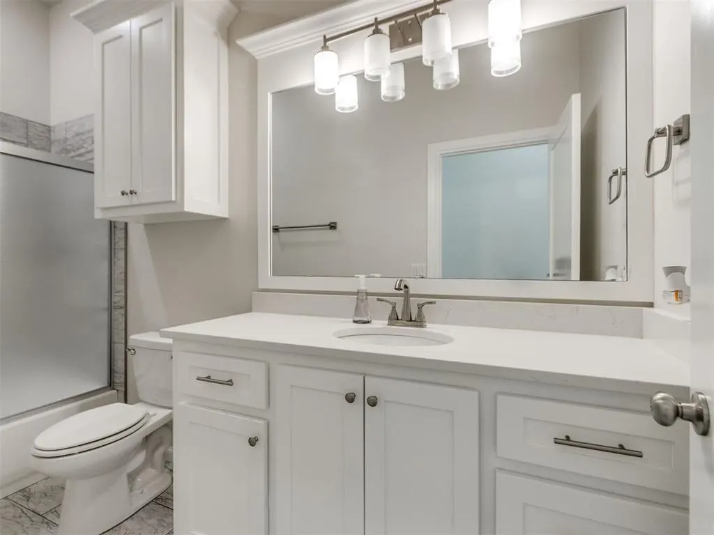 Photo 25 — 10917 Oaksplinter Lane, Oklahoma City, OK 73173