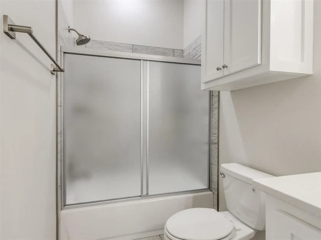 Photo 26 — 10917 Oaksplinter Lane, Oklahoma City, OK 73173
