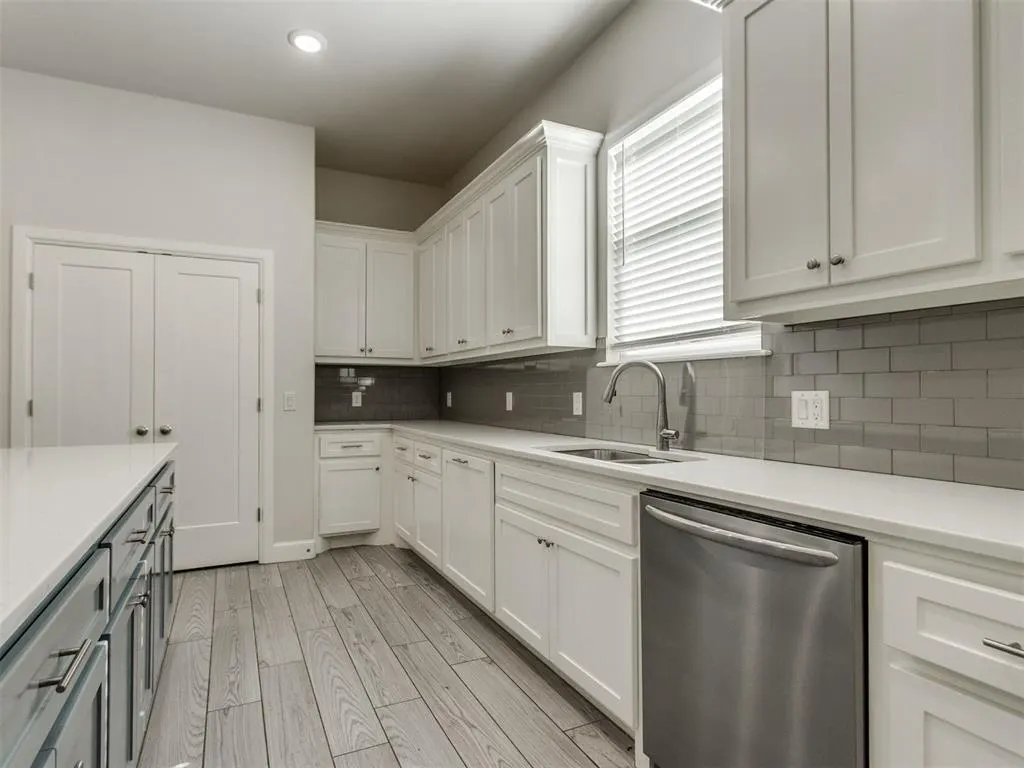 Photo 34 — 10917 Oaksplinter Lane, Oklahoma City, OK 73173