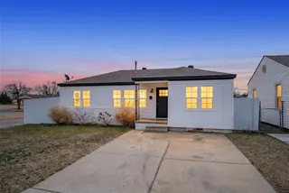 Sold home at 1700 SW 18th Street