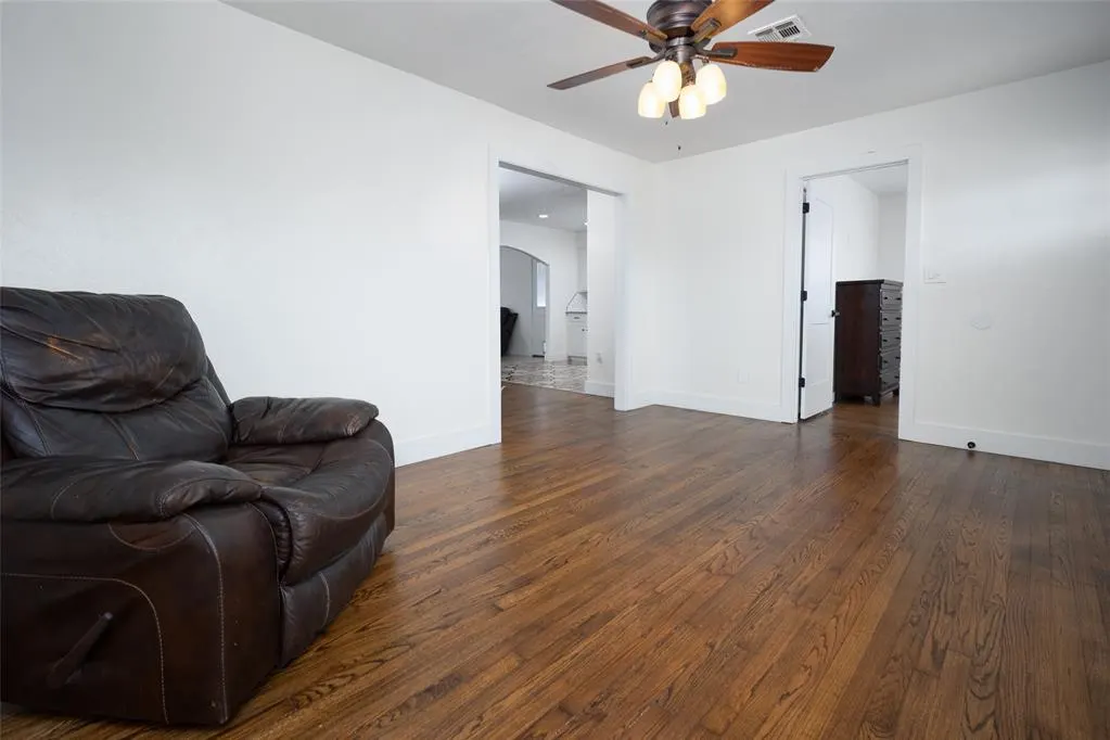 Photo 3 — 1700 SW 18th Street, Oklahoma City, OK 73108