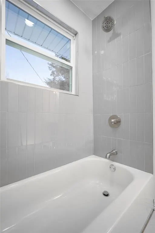 Photo 13 — 5949 NW 26th Street, Oklahoma City, OK 73127