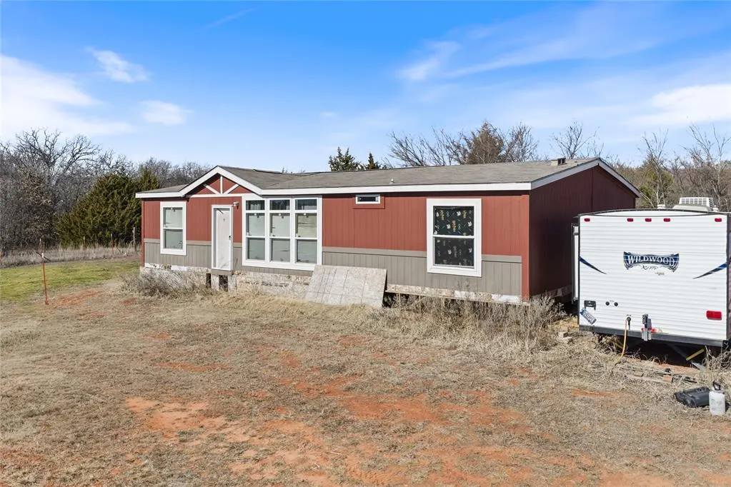 Photo 2 — 30595 Skelly Road, Wanette, OK 74878