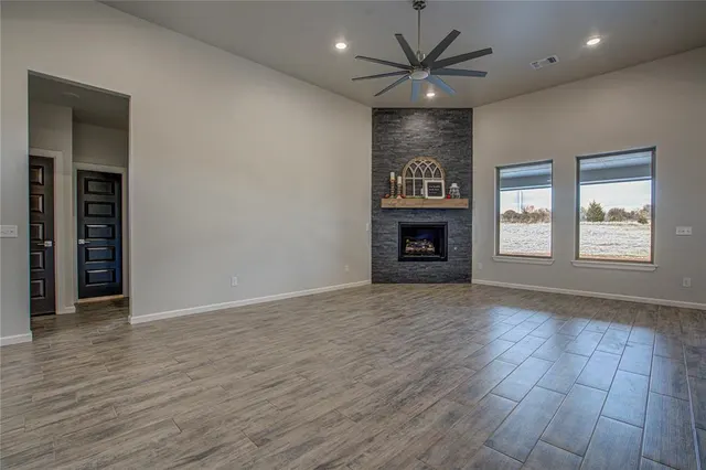 Photo 8 — 201 Meadowlark Lane, Blanchard, OK 73010