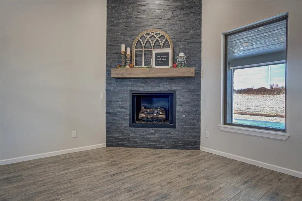 Photo 11 — 201 Meadowlark Lane, Blanchard, OK 73010