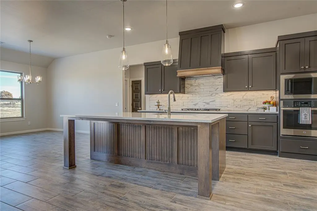 Photo 12 — 201 Meadowlark Lane, Blanchard, OK 73010