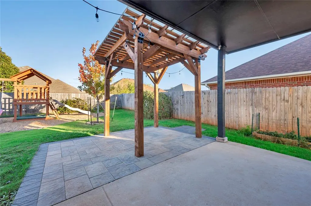 Photo 46 — 2416 Kingsley Lane, Oklahoma City, OK 73128