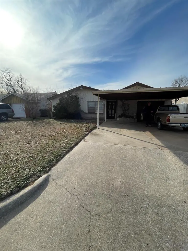 Photo 2 — 2617 N Adams Avenue, Oklahoma City, OK 73127