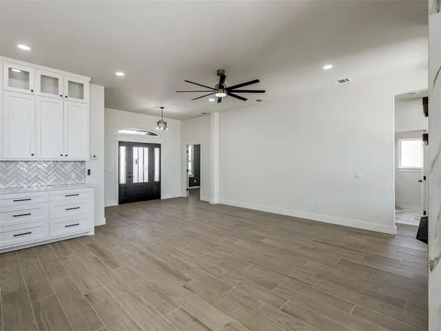 Photo 3 — 2445 Wind River Circle, Blanchard, OK 73010