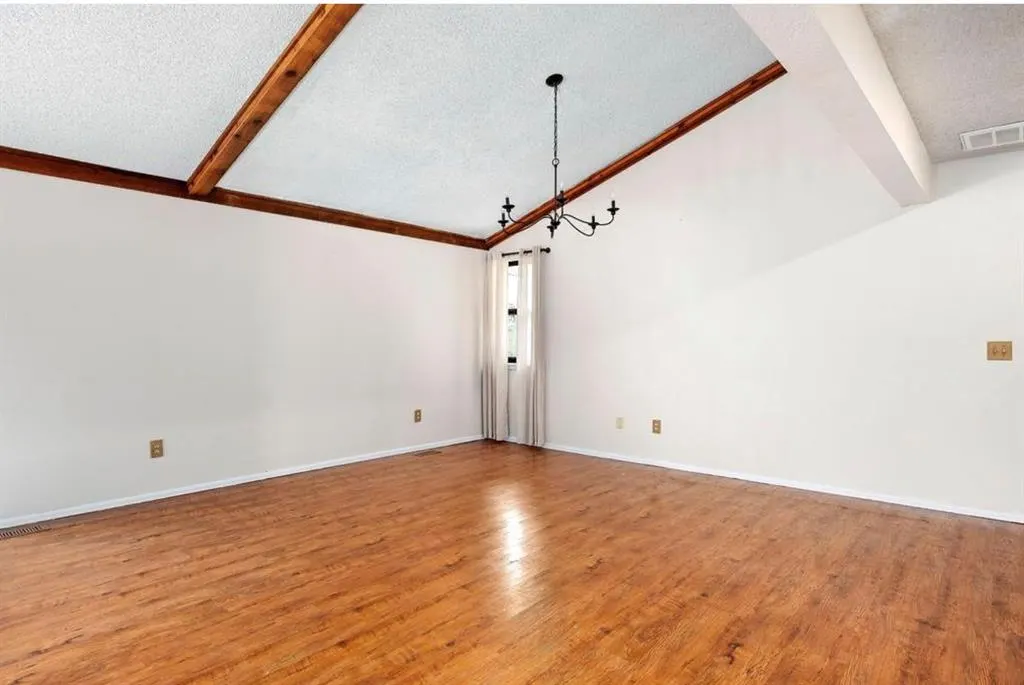 Photo 11 — 9322 Charwood Drive, Oklahoma City, OK 73139
