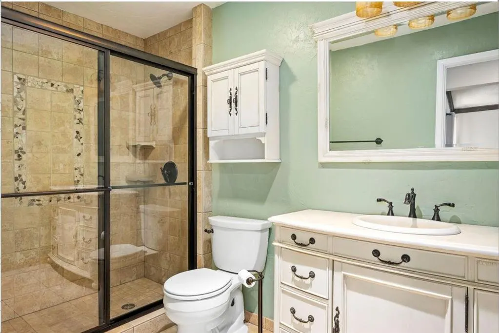 Photo 14 — 9322 Charwood Drive, Oklahoma City, OK 73139