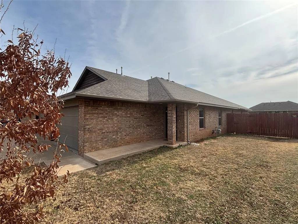 Photo 2 — 8814 SW 45th Street, Oklahoma City, OK 73179