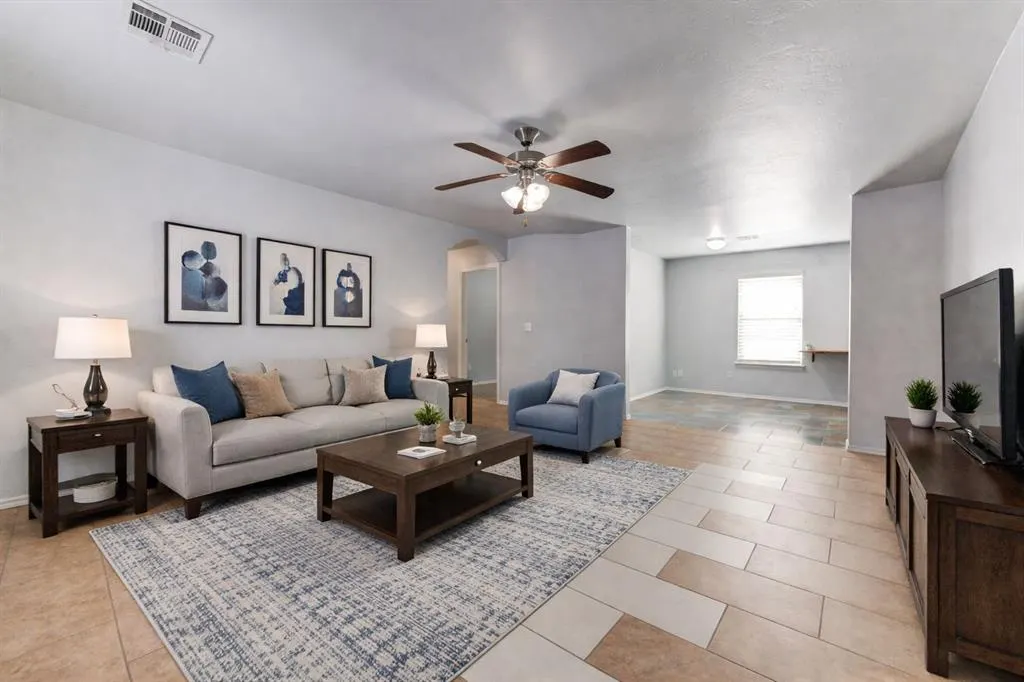 Photo 4 — 6060 Johnnie Terrace, Oklahoma City, OK 73149