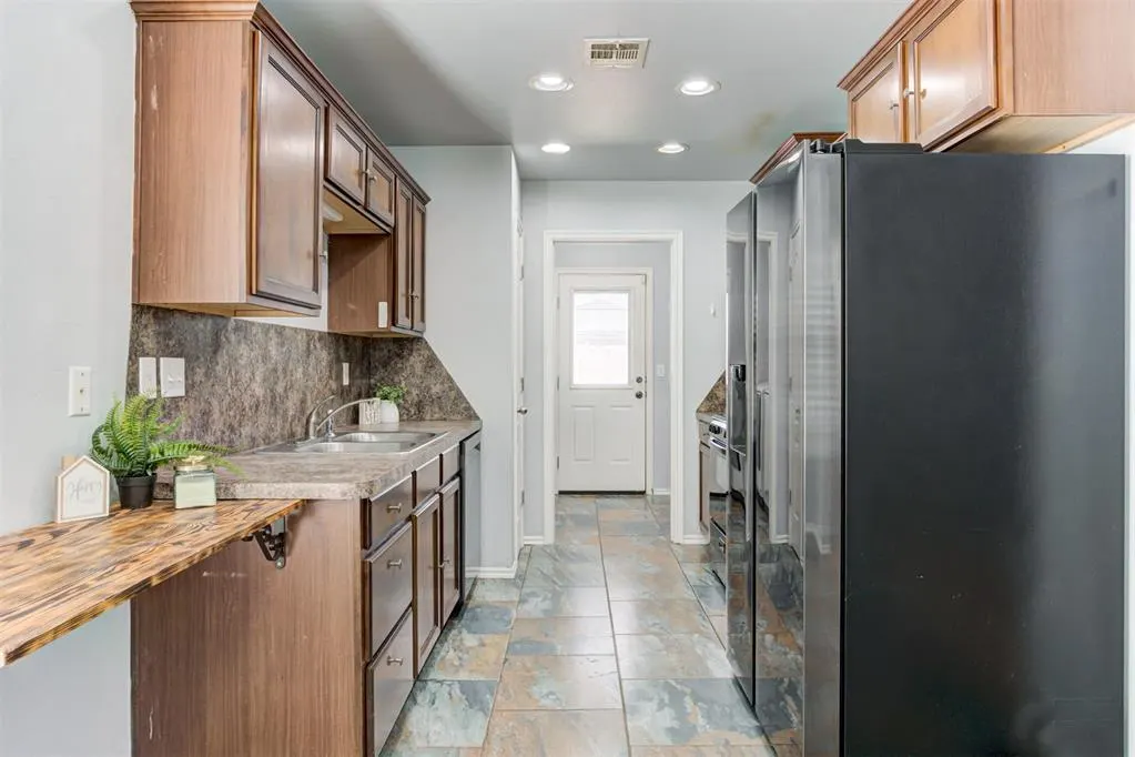 Photo 9 — 6060 Johnnie Terrace, Oklahoma City, OK 73149