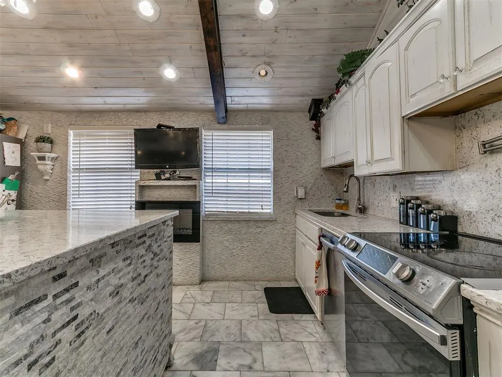 Photo 15 — 3824 NW 32nd Street, Newcastle, OK 73065