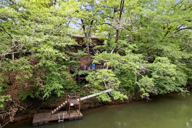 Photo 2 — 868 Red Fox Road, Broken Bow, OK 74728