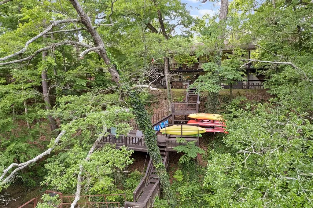Photo 4 — 868 Red Fox Road, Broken Bow, OK 74728