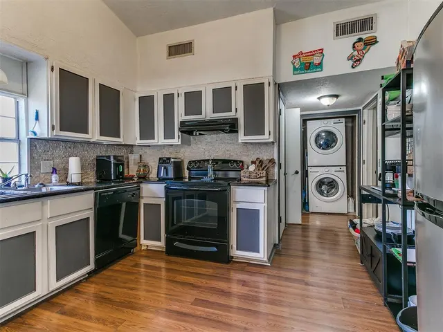 Photo 7 — 3848 NW 32nd Street, Newcastle, OK 73065