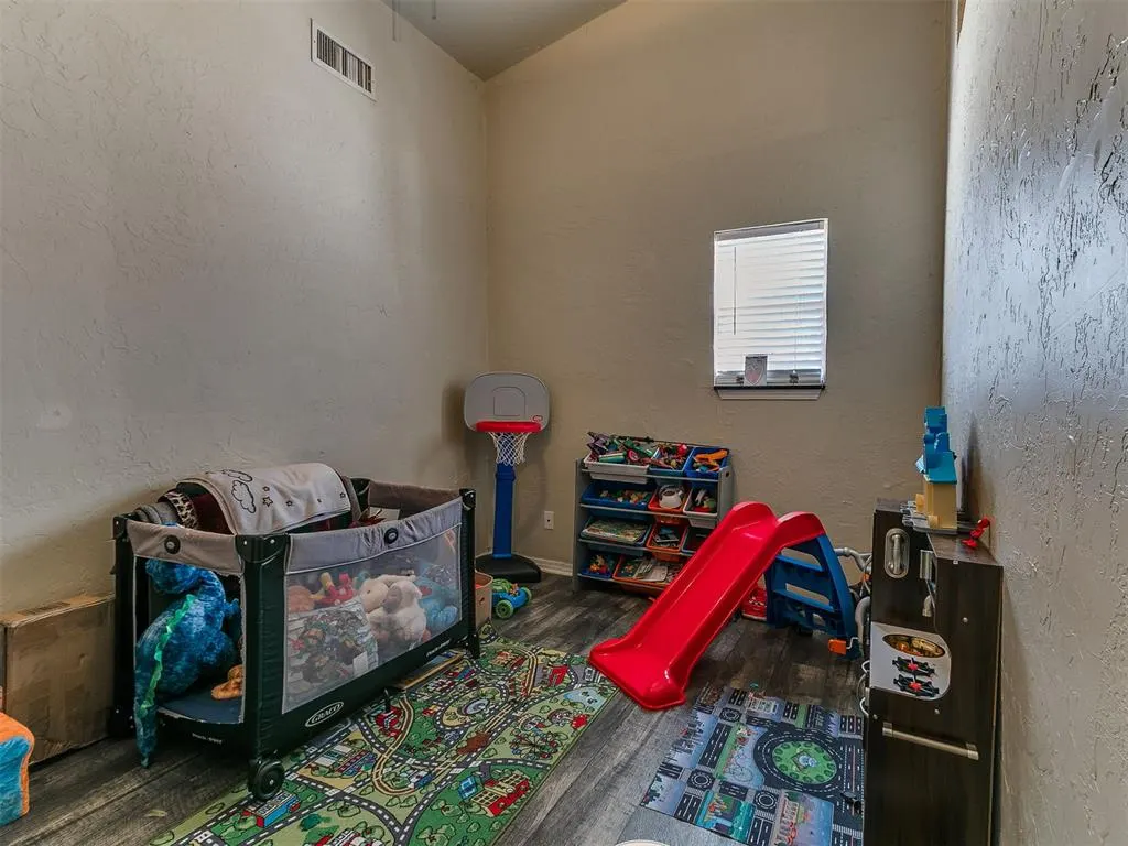 Photo 11 — 3848 NW 32nd Street, Newcastle, OK 73065