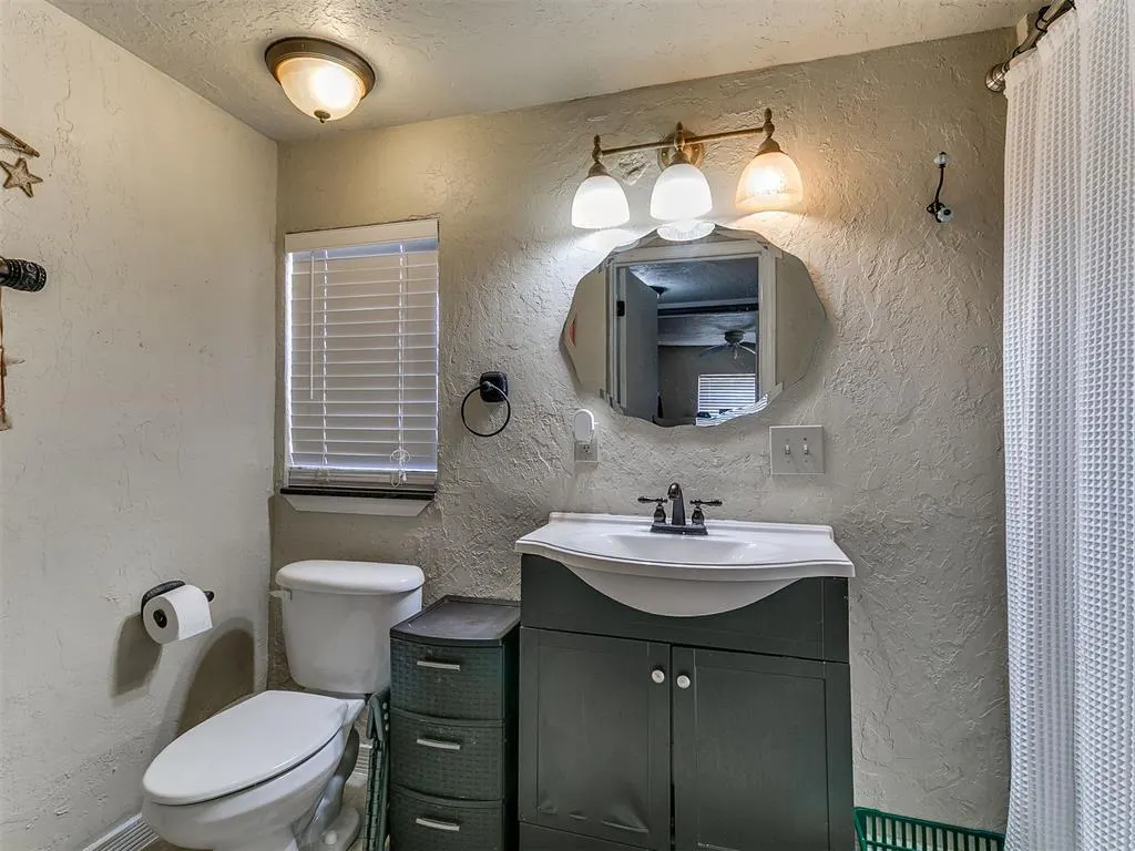 Photo 18 — 3848 NW 32nd Street, Newcastle, OK 73065