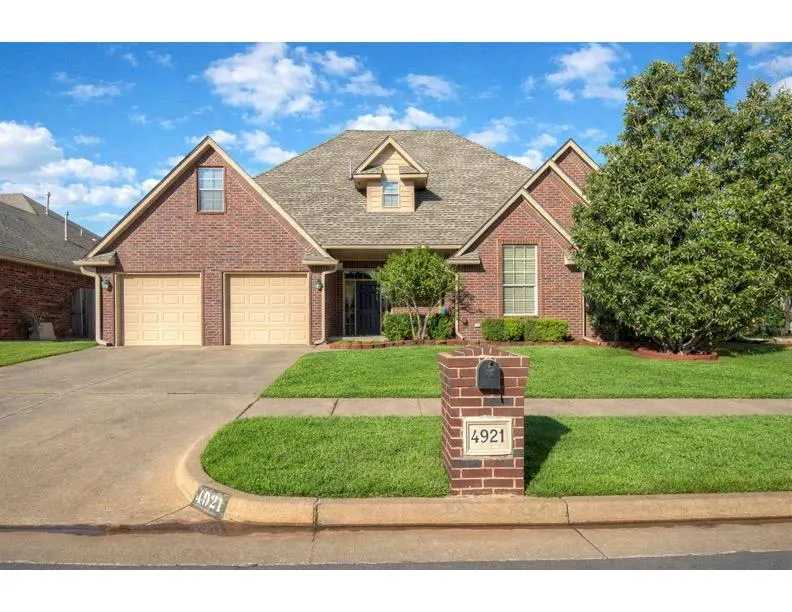 Front exterior — 4921 NW 161st Street, Edmond, OK 73013