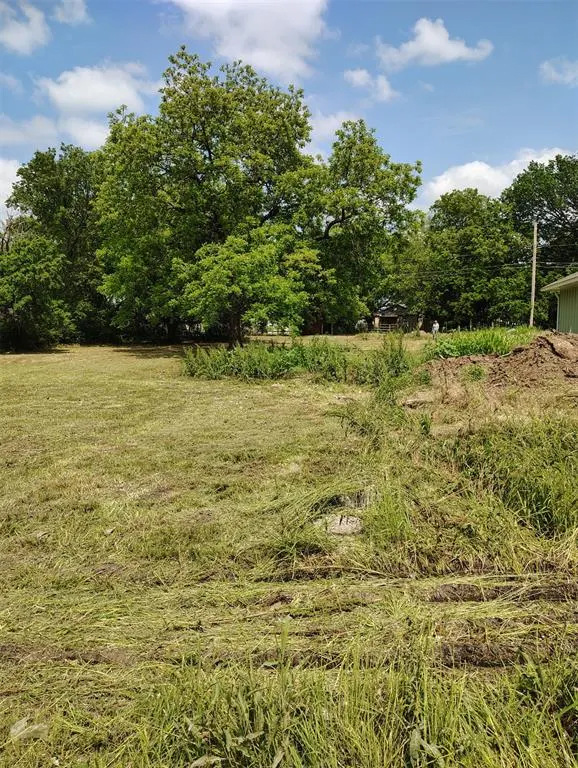 Photo 4 — 1115 N Tucker Avenue, Shawnee, OK 74801