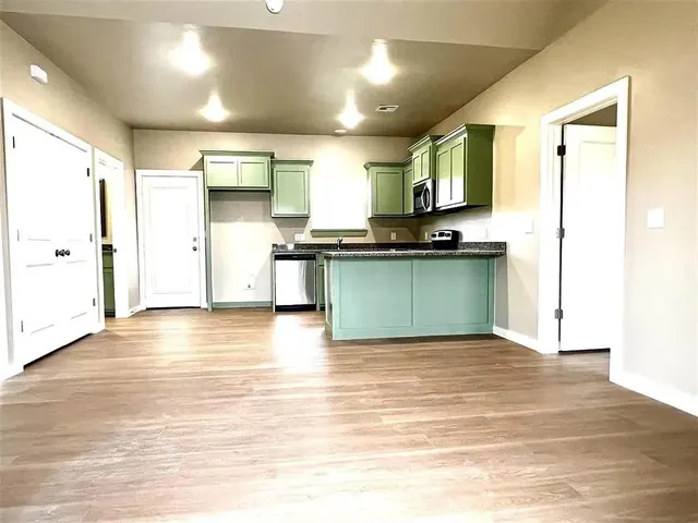 Photo 7 — 208 E Oklahoma, Blackwell, OK 74631