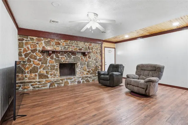 Photo 4 — 16127 S County Road 211, Headrick, OK 73549
