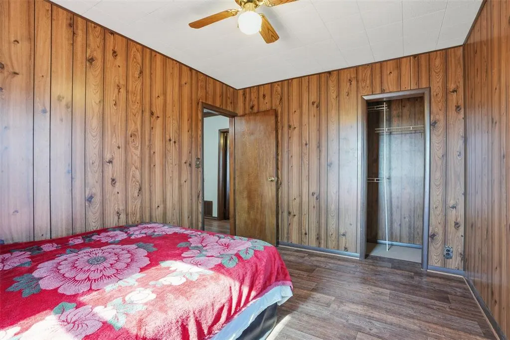 Photo 19 — 16127 S County Road 211, Headrick, OK 73549