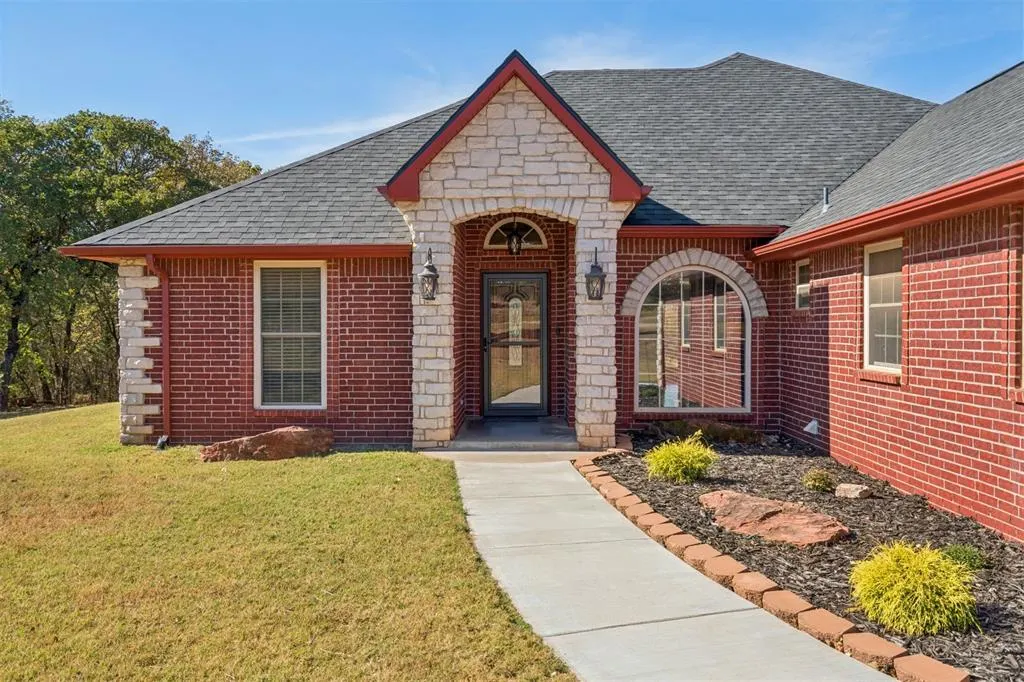 Photo 3 — 960964 S Hoot Owl Lane, Wellston, OK 74881