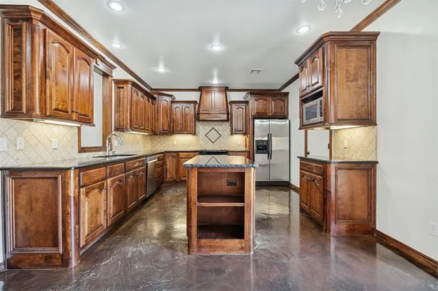 Photo 6 — 960964 S Hoot Owl Lane, Wellston, OK 74881