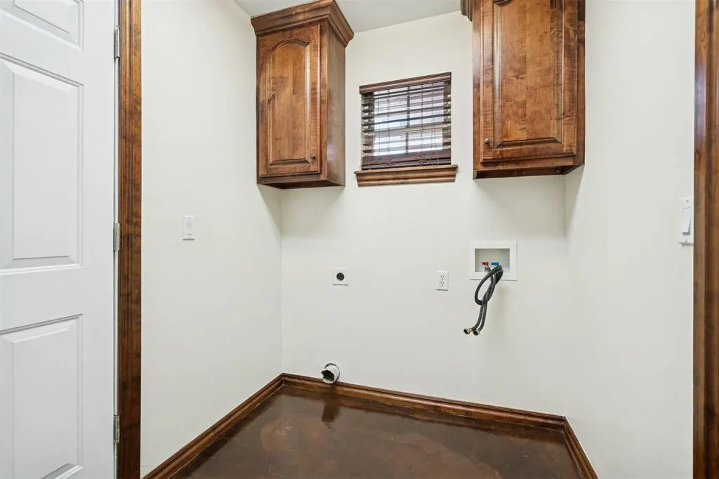 Photo 10 — 960964 S Hoot Owl Lane, Wellston, OK 74881