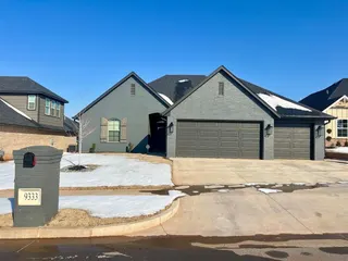 Sold home at 9333 SW 42nd Street