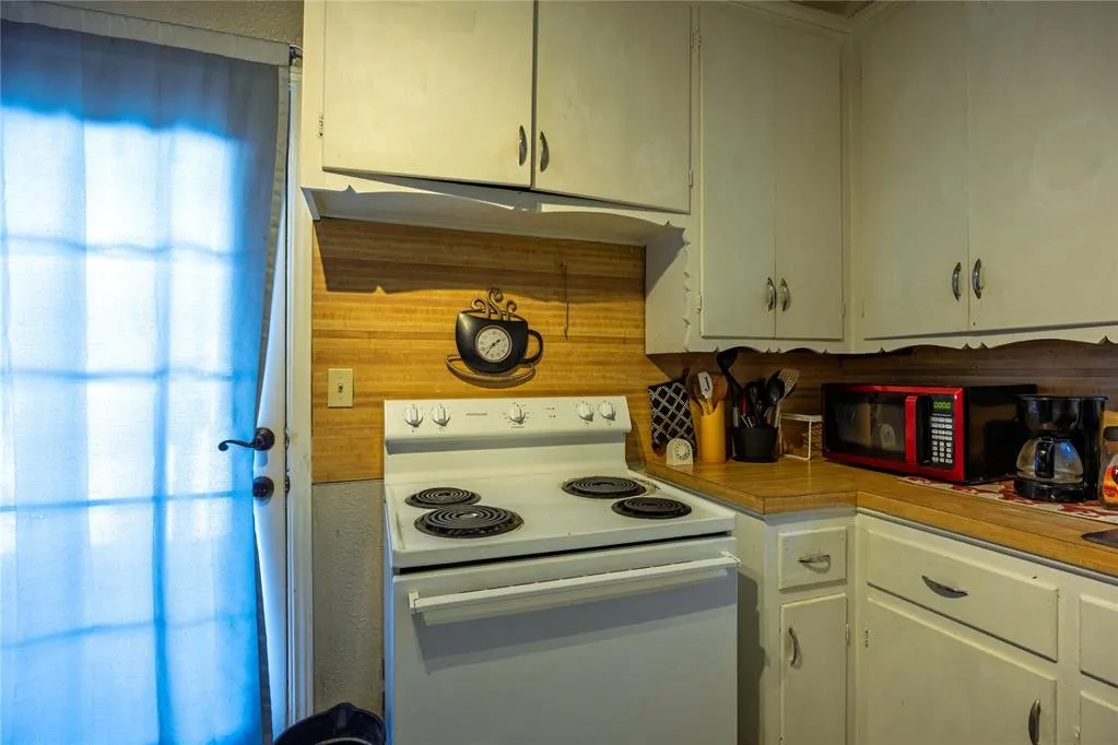 Photo 13 — 5100 S Karen Drive, Oklahoma City, OK 73135