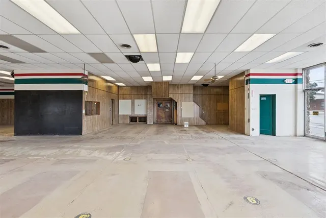 Photo 8 — 423 N 7th Street, Perry, OK 73077