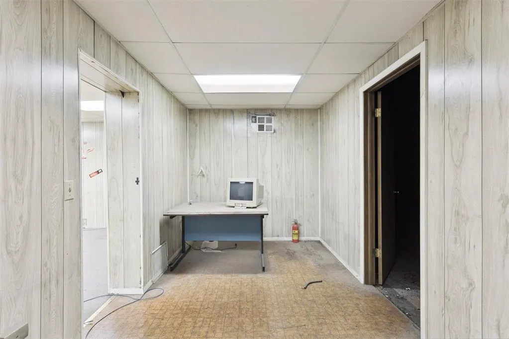 Photo 17 — 423 N 7th Street, Perry, OK 73077