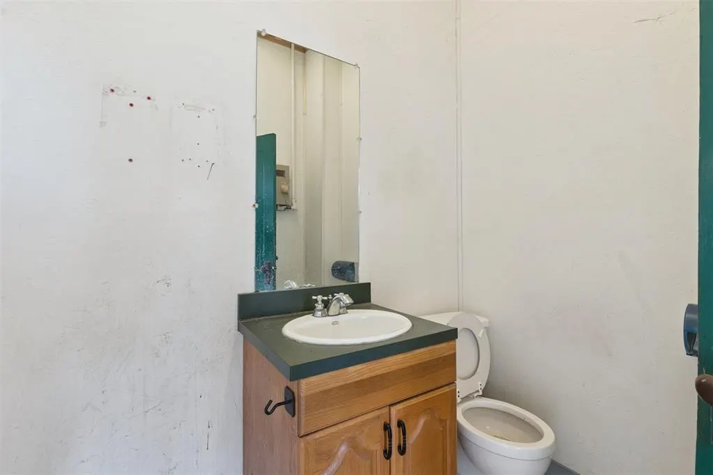 Photo 19 — 423 N 7th Street, Perry, OK 73077