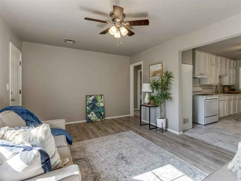 Photo 9 — 511 N Key Boulevard, Midwest City, OK 73110