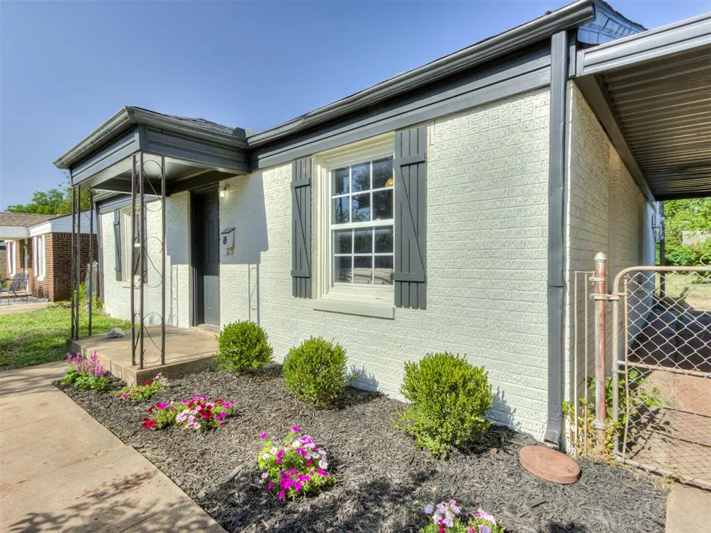 Photo 3 — 511 N Key Boulevard, Midwest City, OK 73110