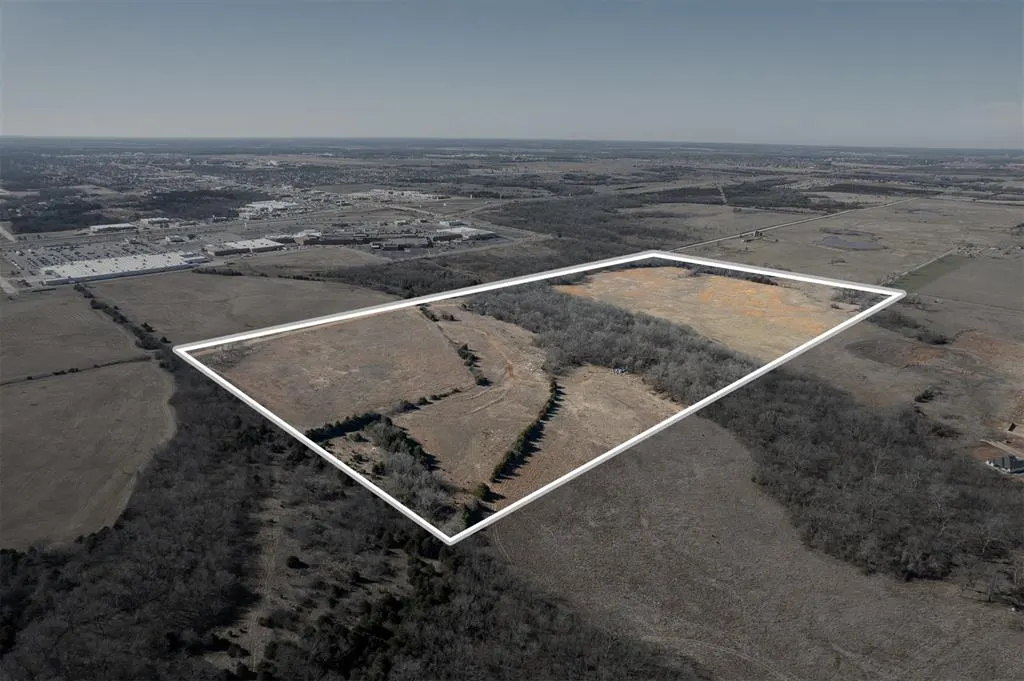 Photo 5 — 6011 N Kickapoo Street, Shawnee, OK 74804