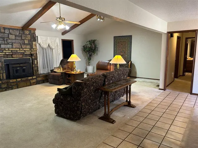 Photo 7 — 901 W Park Lane, Kingfisher, OK 73750