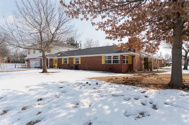 Photo 4 — 3247 Elmwood Avenue, Oklahoma City, OK 73116