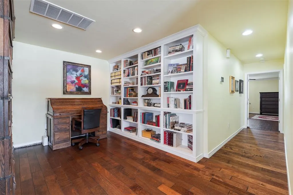 Photo 27 — 3247 Elmwood Avenue, Oklahoma City, OK 73116