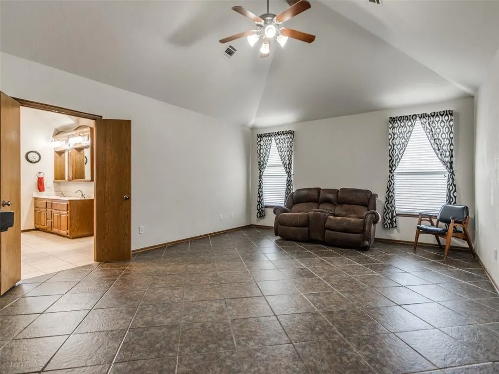 Photo 38 — 450 Hickory Hill Drive, Choctaw, OK 73020
