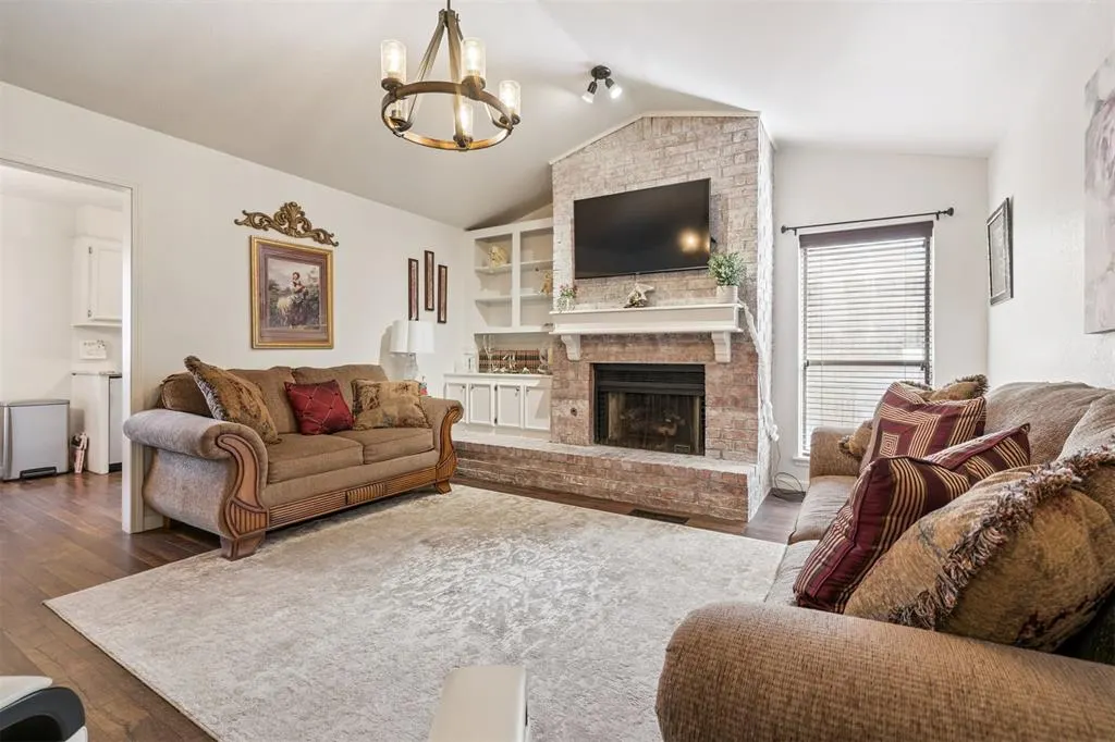 Photo 6 — 1617 Wilderness Drive, Norman, OK 73071