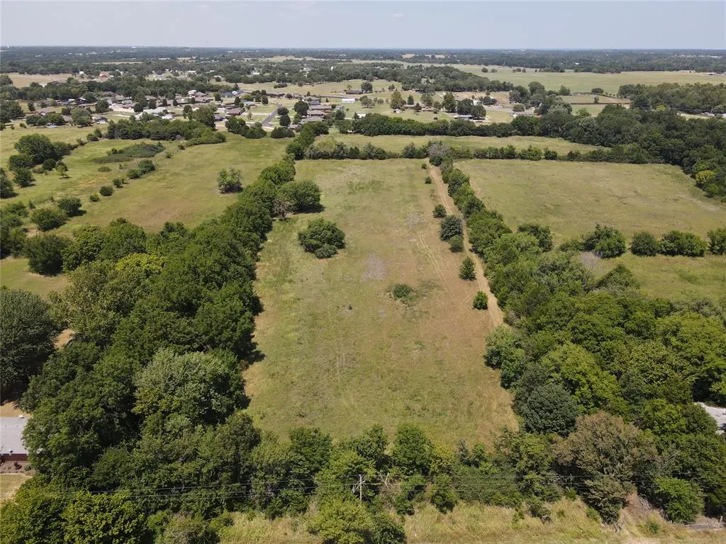 Front exterior — 1 Slaughterville Road, Lexington, OK 73051