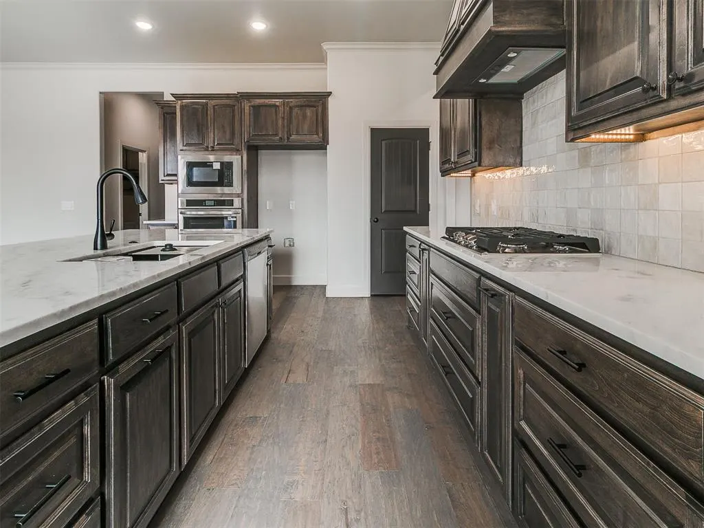 Photo 10 — 11604 SW 58th Street, Mustang, OK 73064