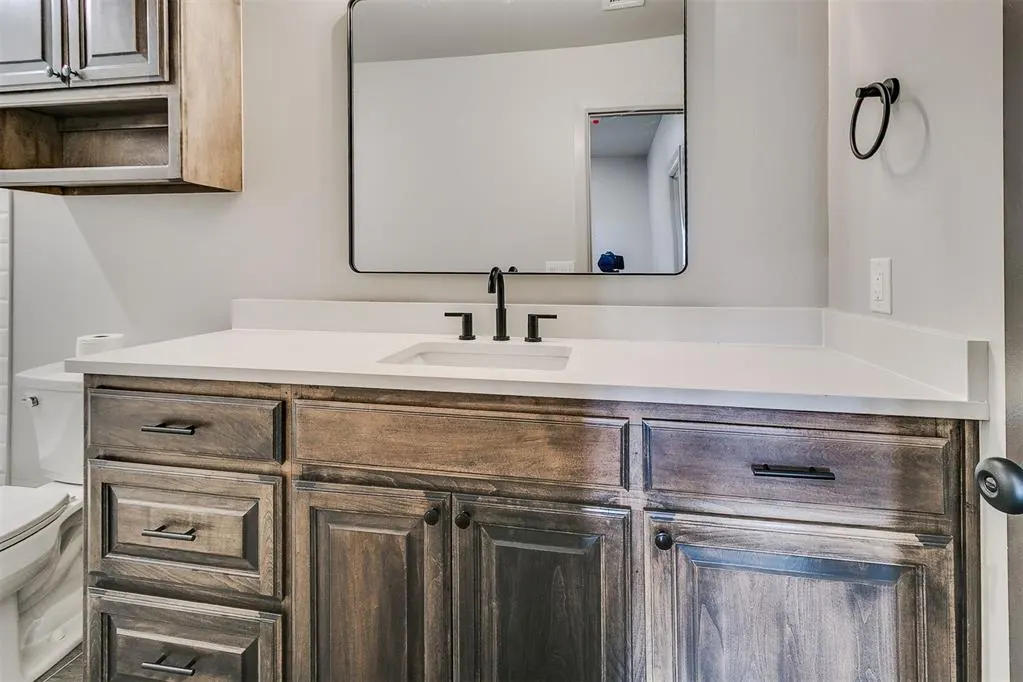 Photo 38 — 11604 SW 58th Street, Mustang, OK 73064
